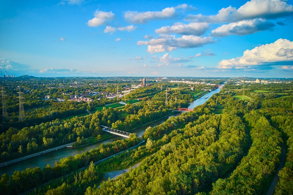 Schurenbachhalde in Essen Altenessen mit der DJI Air2s Drohne