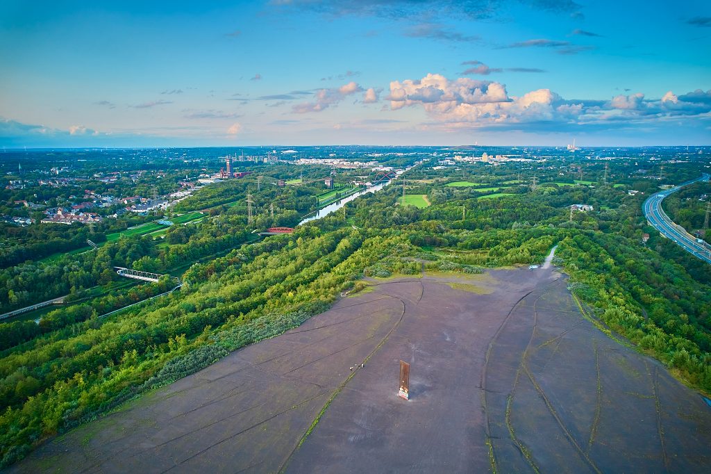 Schurenbachhalde in Essen Altenessen mit der DJI Air2s Drohne